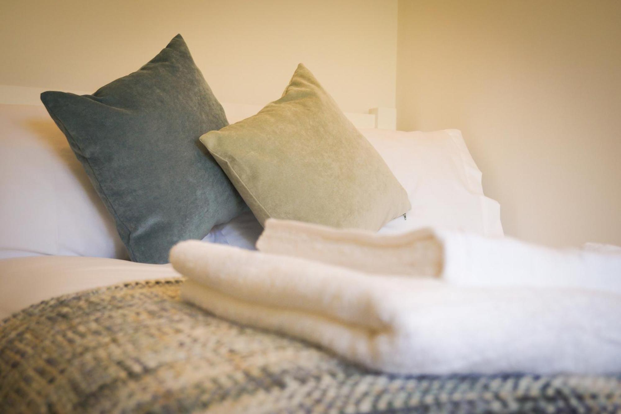 Lemon Tree Inn - Newly Refurbished Coastal Stay Swyre Bagian luar foto