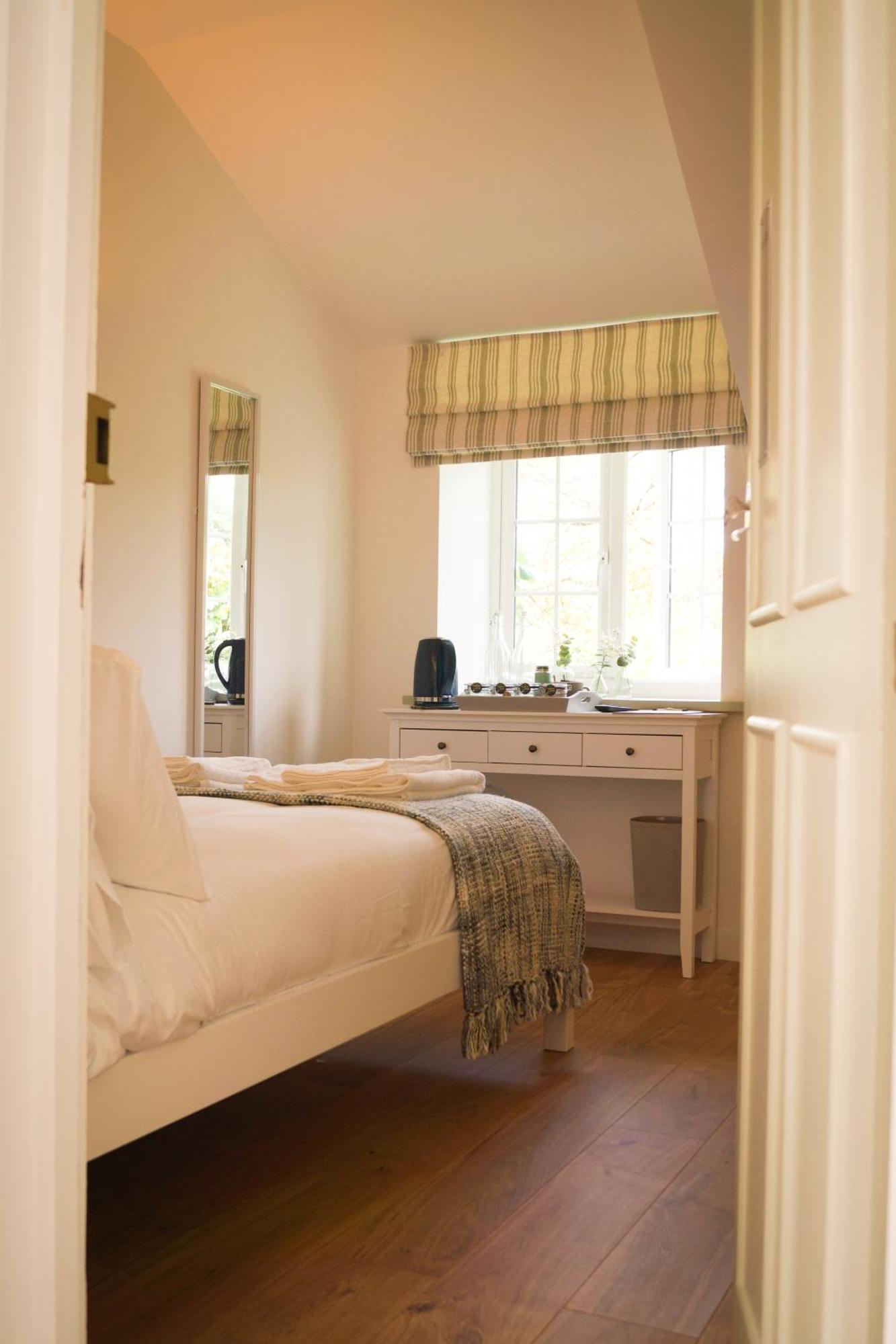 Lemon Tree Inn - Newly Refurbished Coastal Stay Swyre Bagian luar foto