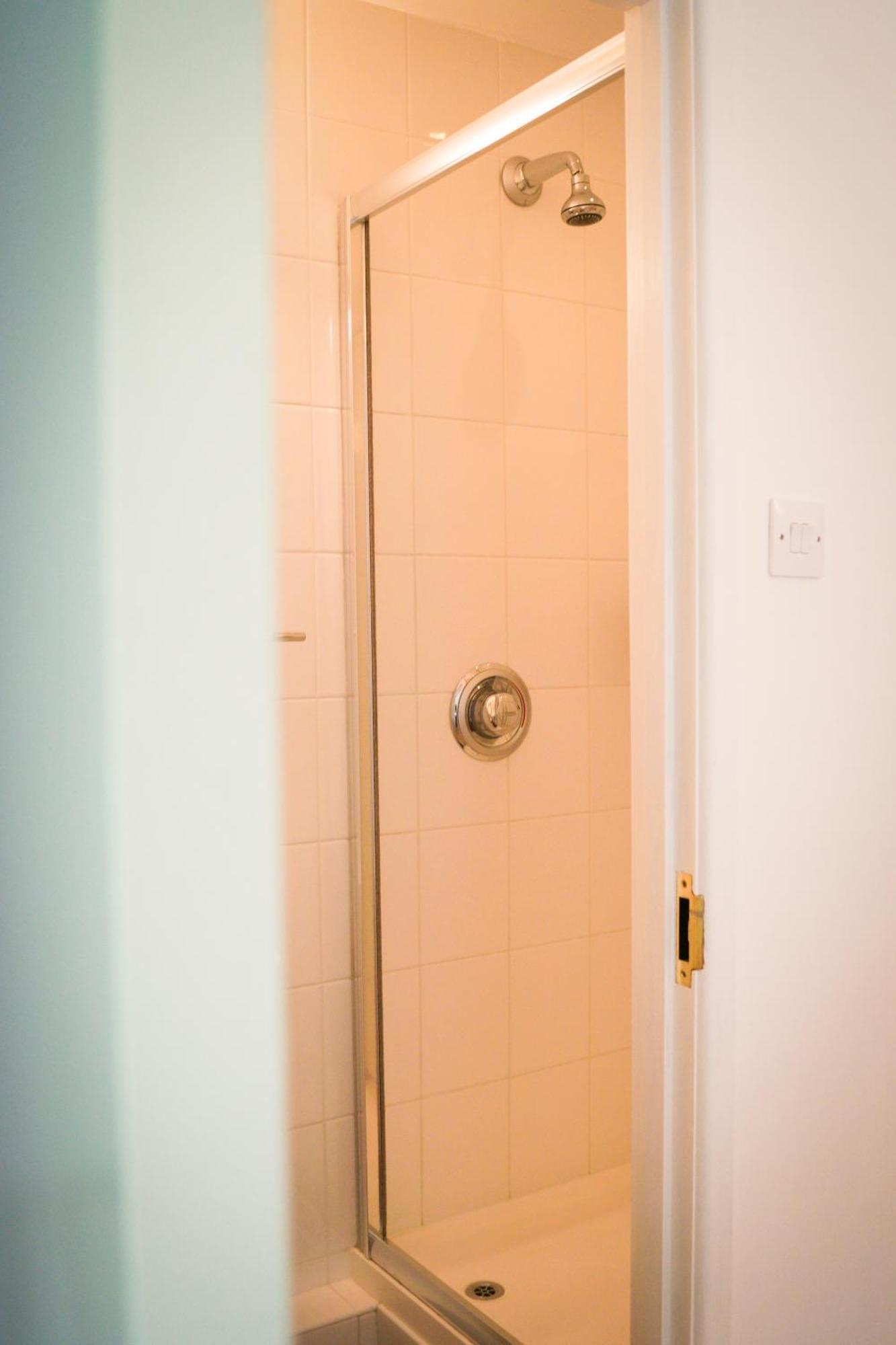 Lemon Tree Inn - Newly Refurbished Coastal Stay Swyre Bagian luar foto