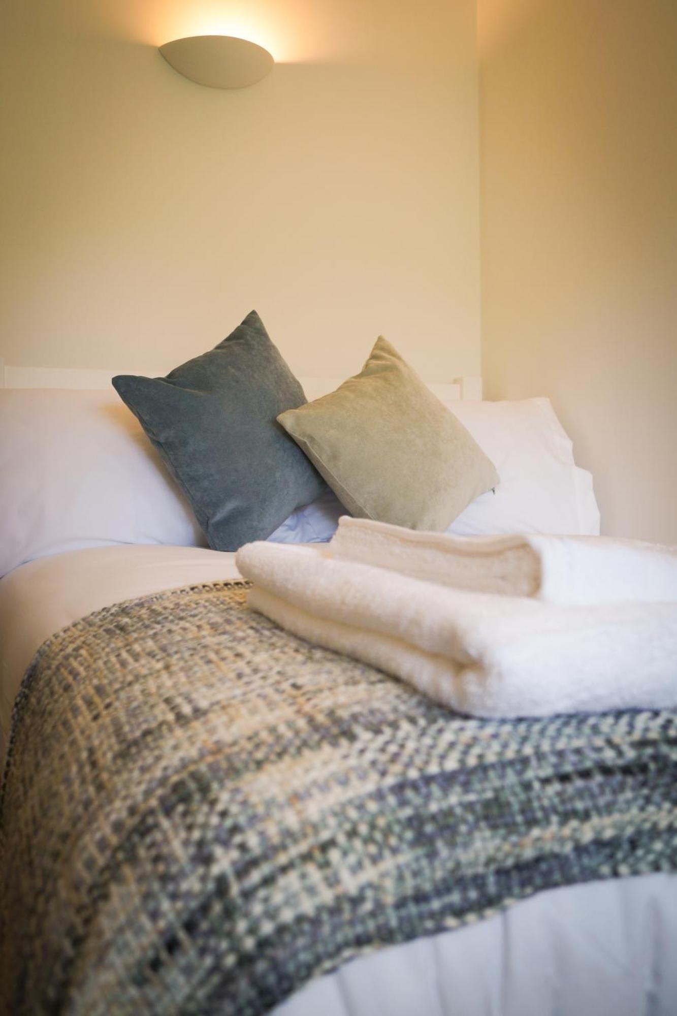 Lemon Tree Inn - Newly Refurbished Coastal Stay Swyre Bagian luar foto