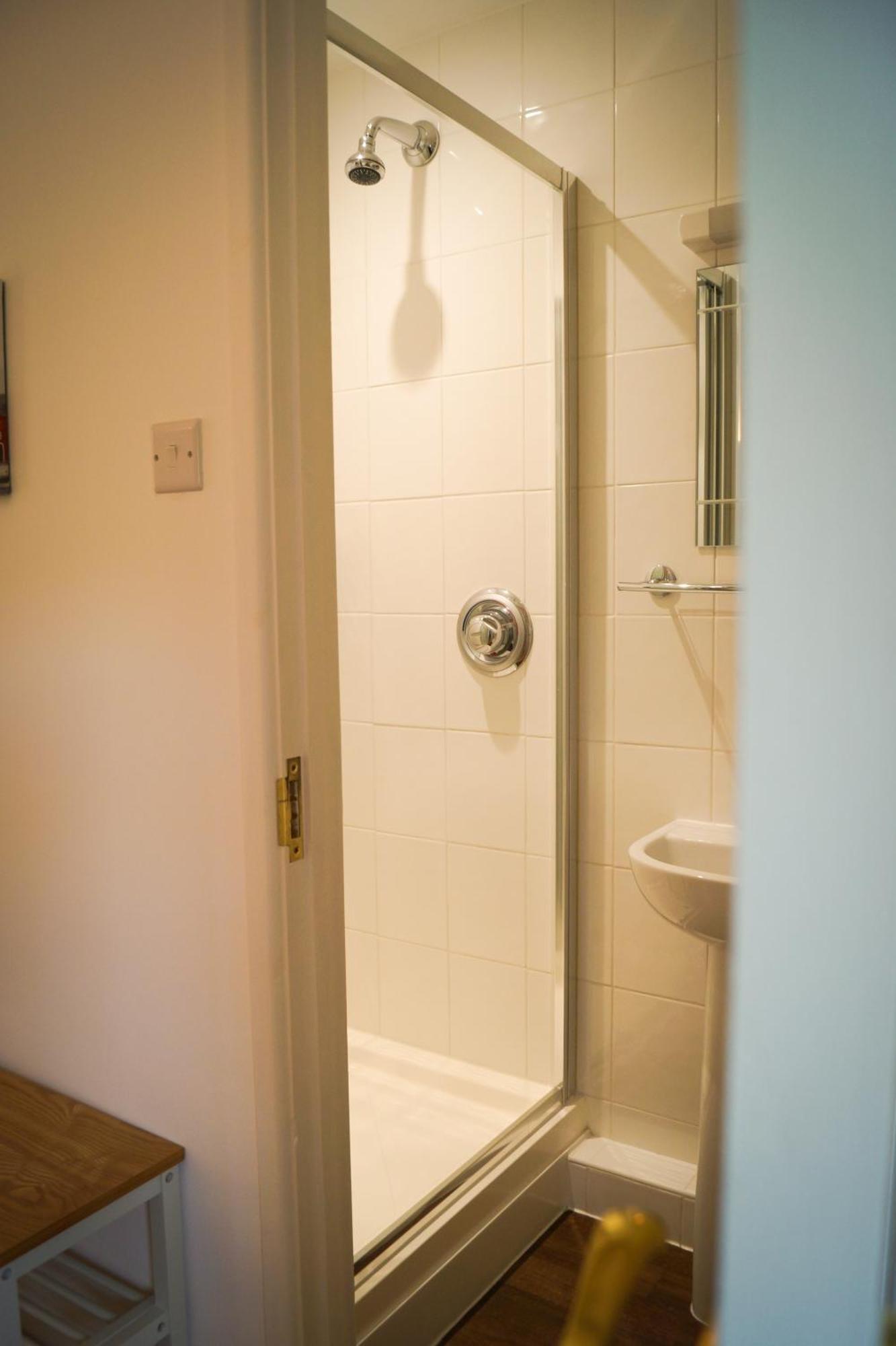 Lemon Tree Inn - Newly Refurbished Coastal Stay Swyre Bagian luar foto