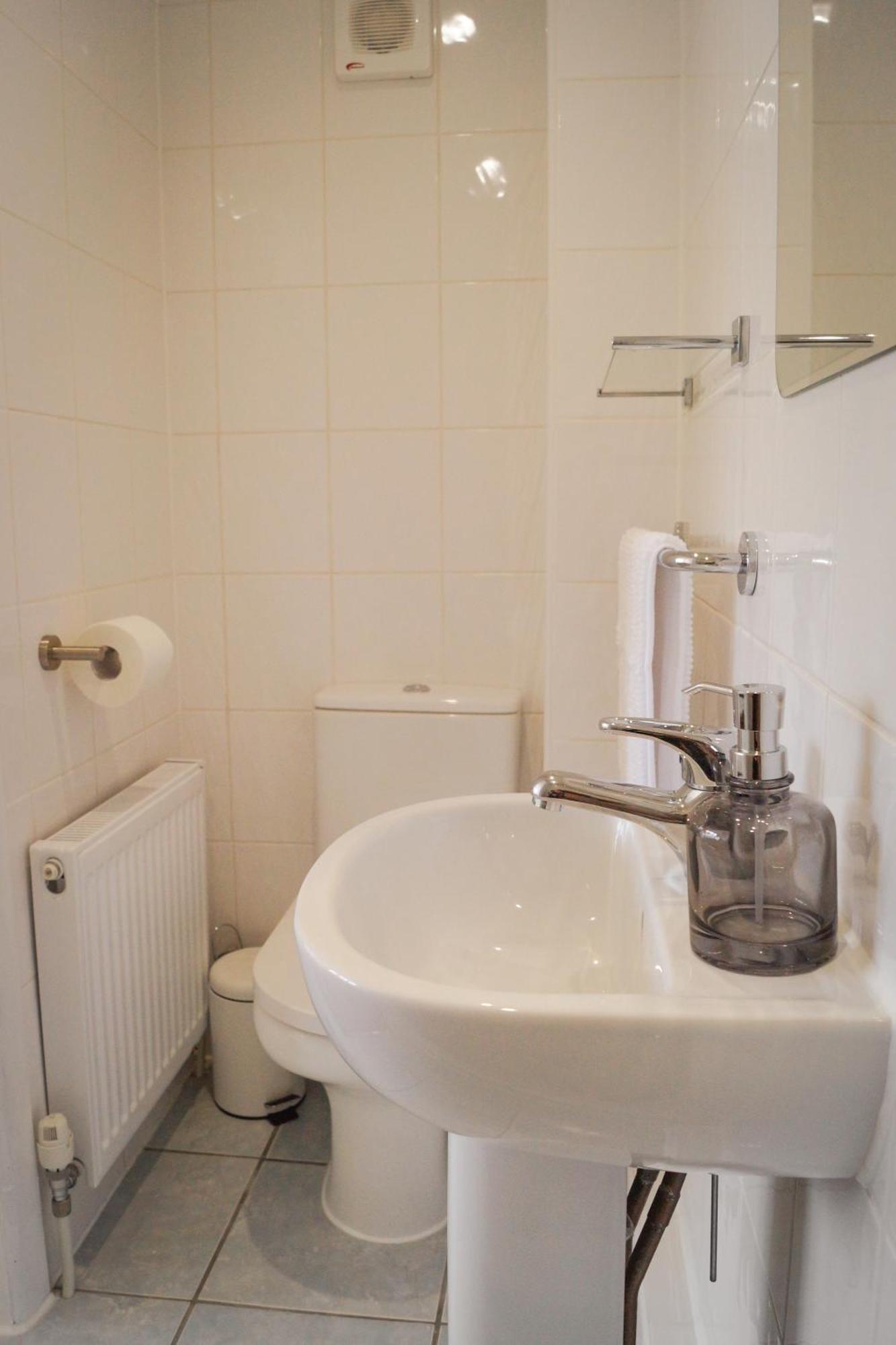 Lemon Tree Inn - Newly Refurbished Coastal Stay Swyre Bagian luar foto