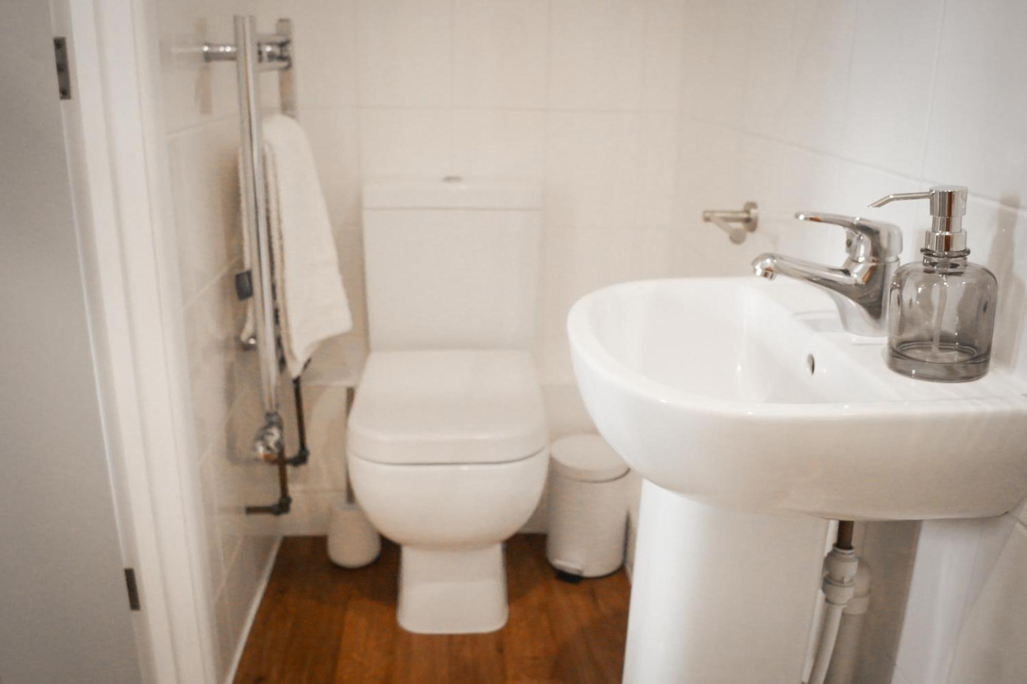 Lemon Tree Inn - Newly Refurbished Coastal Stay Swyre Bagian luar foto