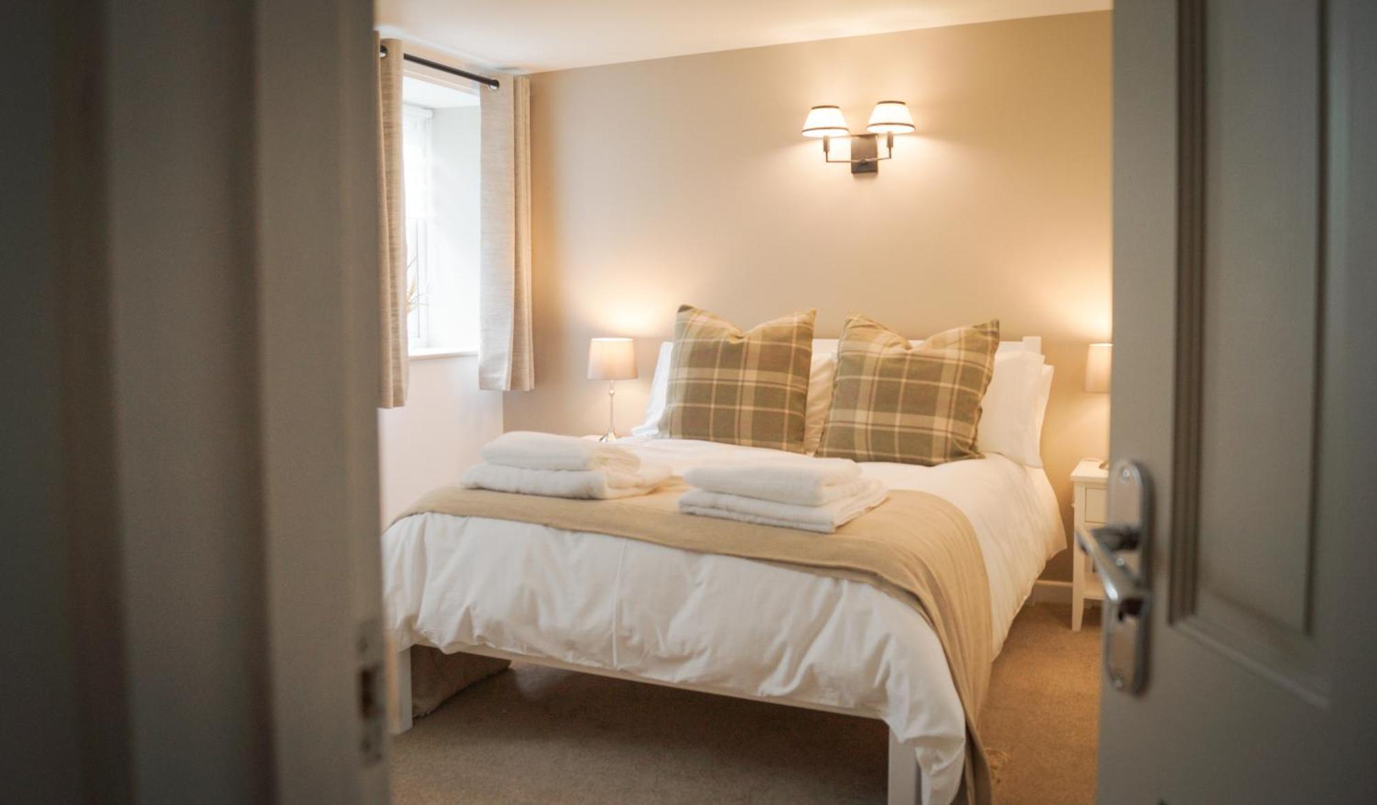 Lemon Tree Inn - Newly Refurbished Coastal Stay Swyre Bagian luar foto