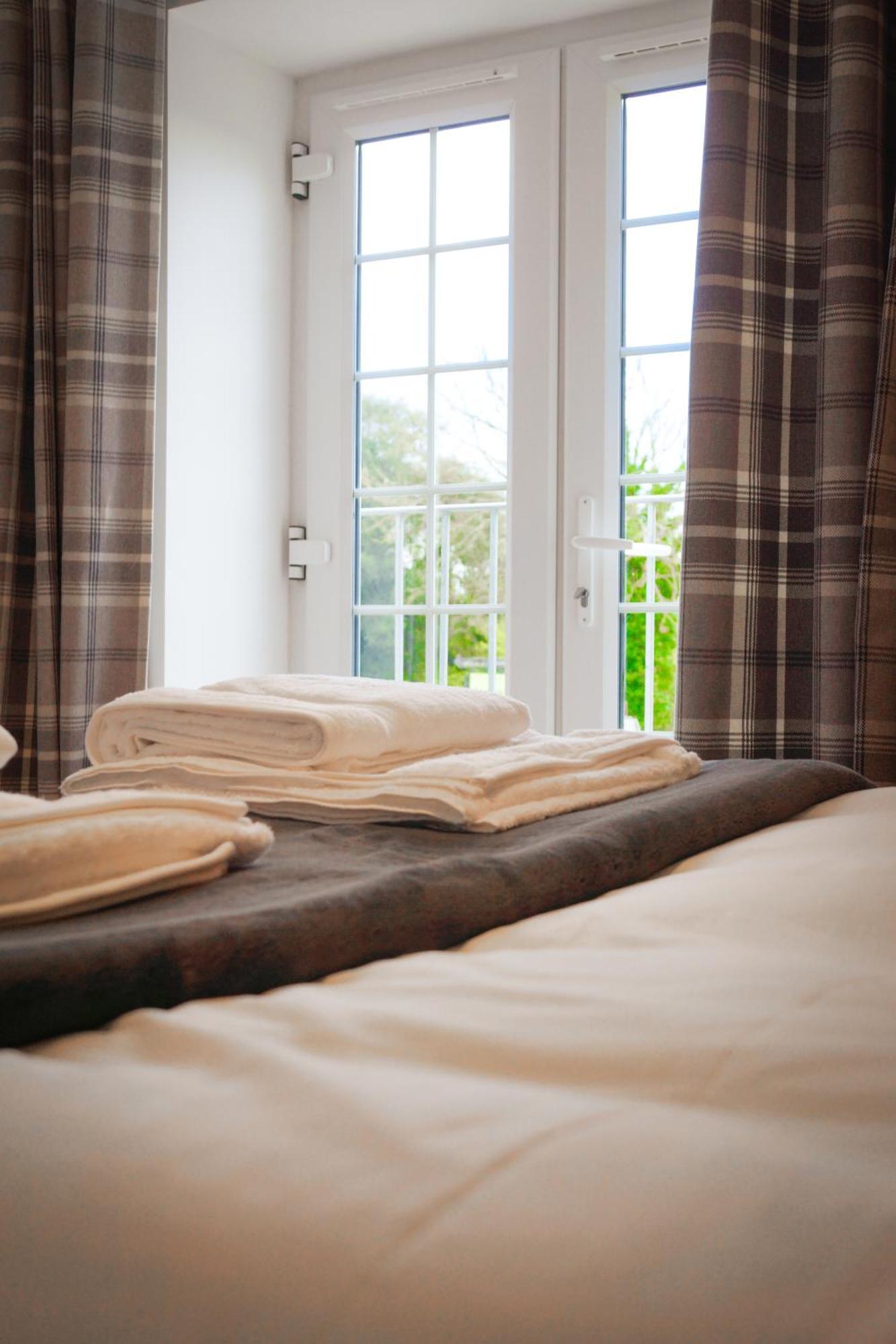 Lemon Tree Inn - Newly Refurbished Coastal Stay Swyre Bagian luar foto