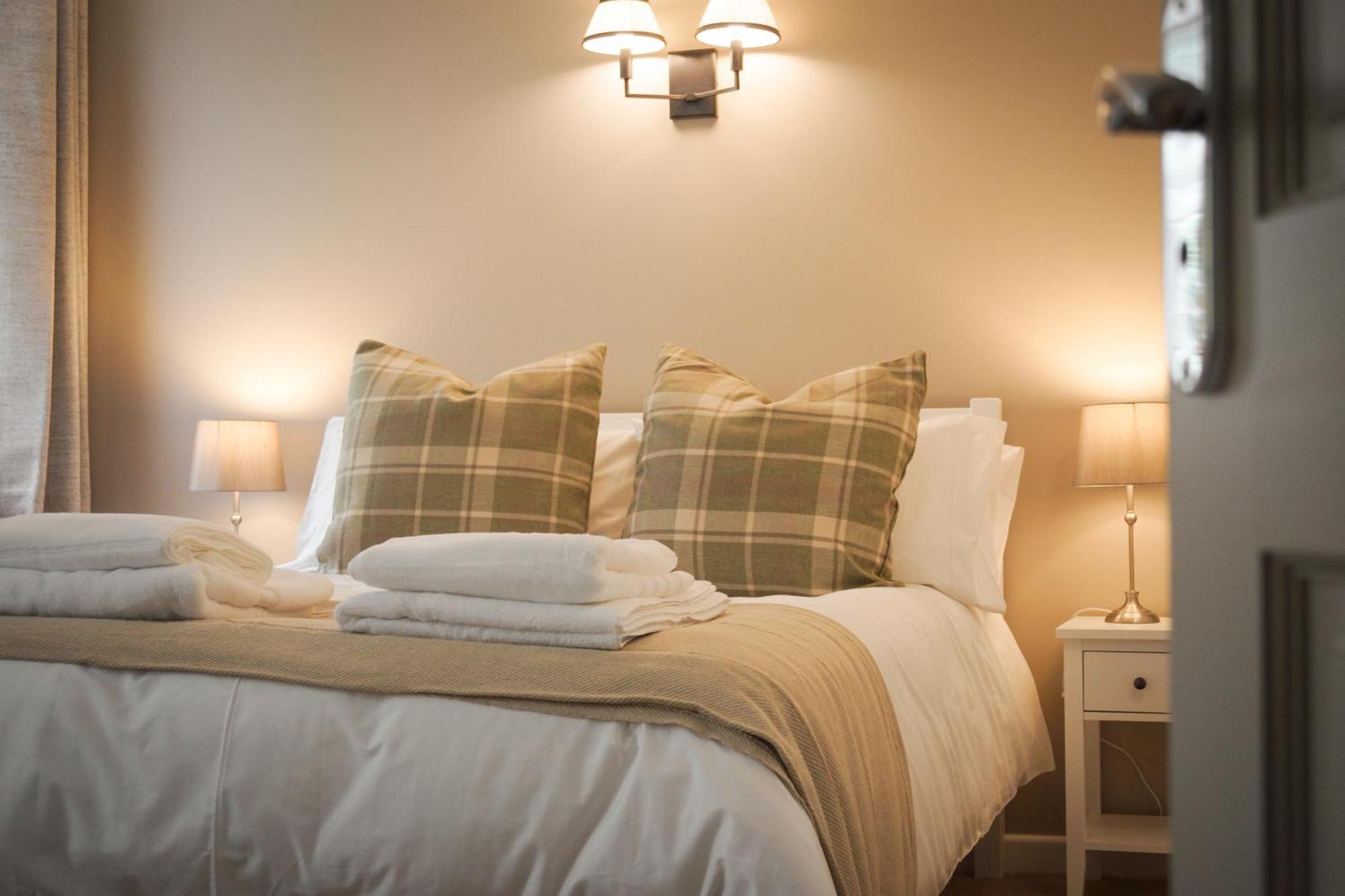 Lemon Tree Inn - Newly Refurbished Coastal Stay Swyre Bagian luar foto